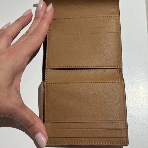 COACH WYN Small Wallet with Floral Print AUTHENTIC - Picture 6 of 7